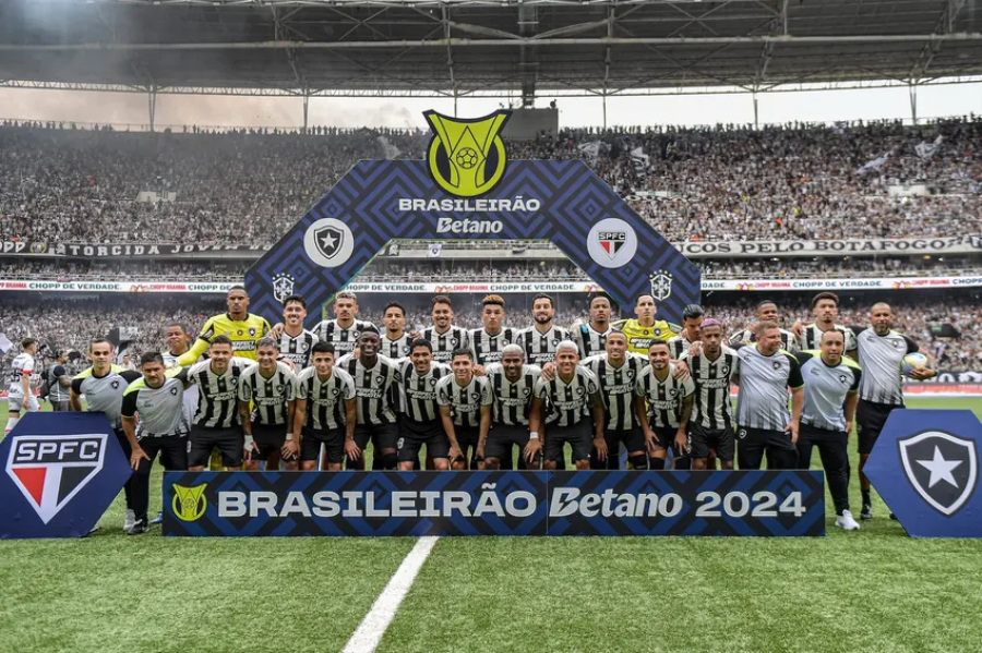 Botafogo vence o São Paulo e é campeão brasileiro depois de 29 anos